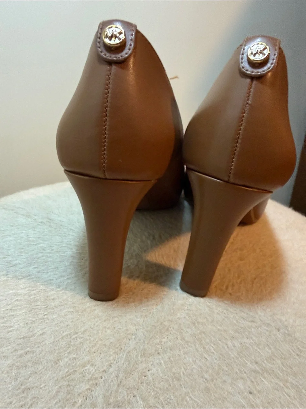 MICHAEL Michael Kors Camel Brown Pointed-Toe Block Heel Pumps excellent pre-owne